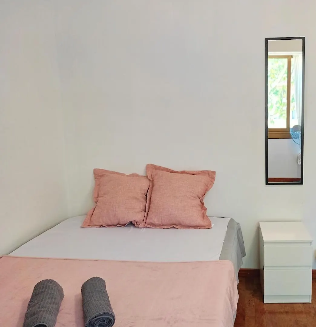 Diagonal R1 Bed and Breakfast Barcelona